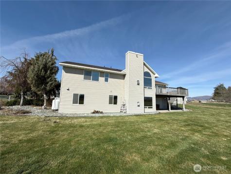 82 Epley Road Omak WA 98841