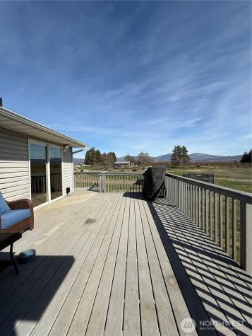 82 Epley Road Omak WA 98841