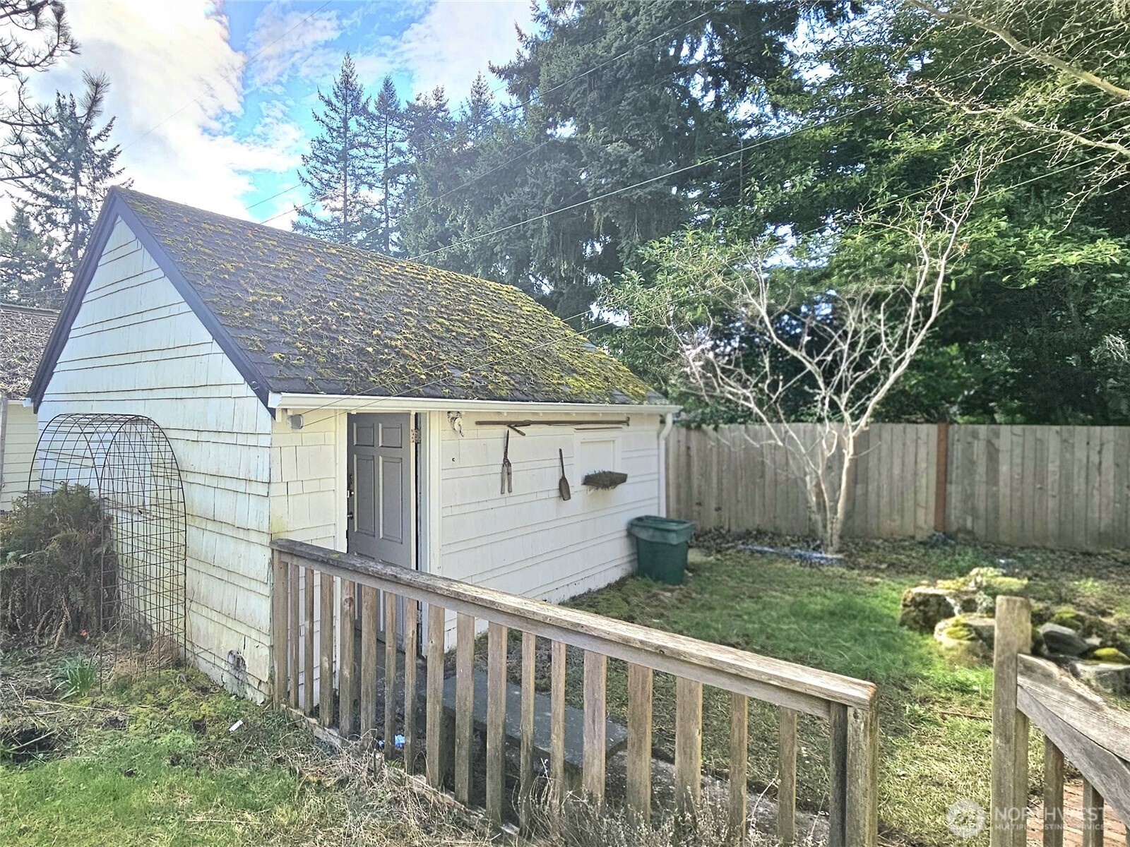 10741 Palatine Avenue N Seattle WA 98133