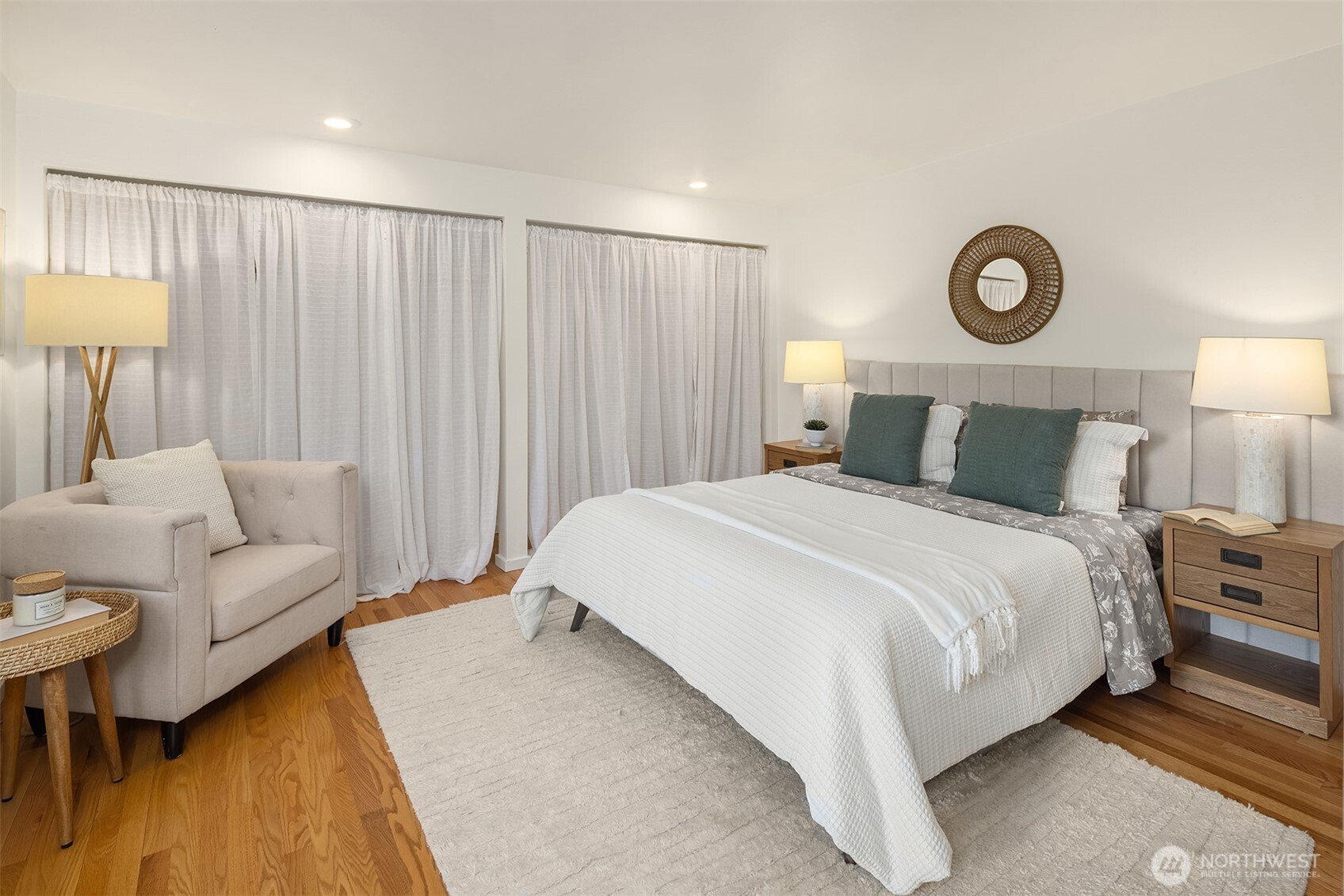 10743 14th Avenue NE Seattle WA 98125