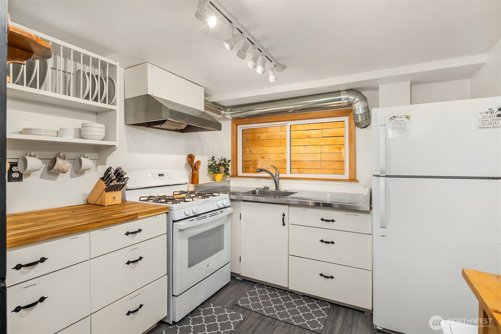 10743 14th Avenue NE Seattle WA 98125
