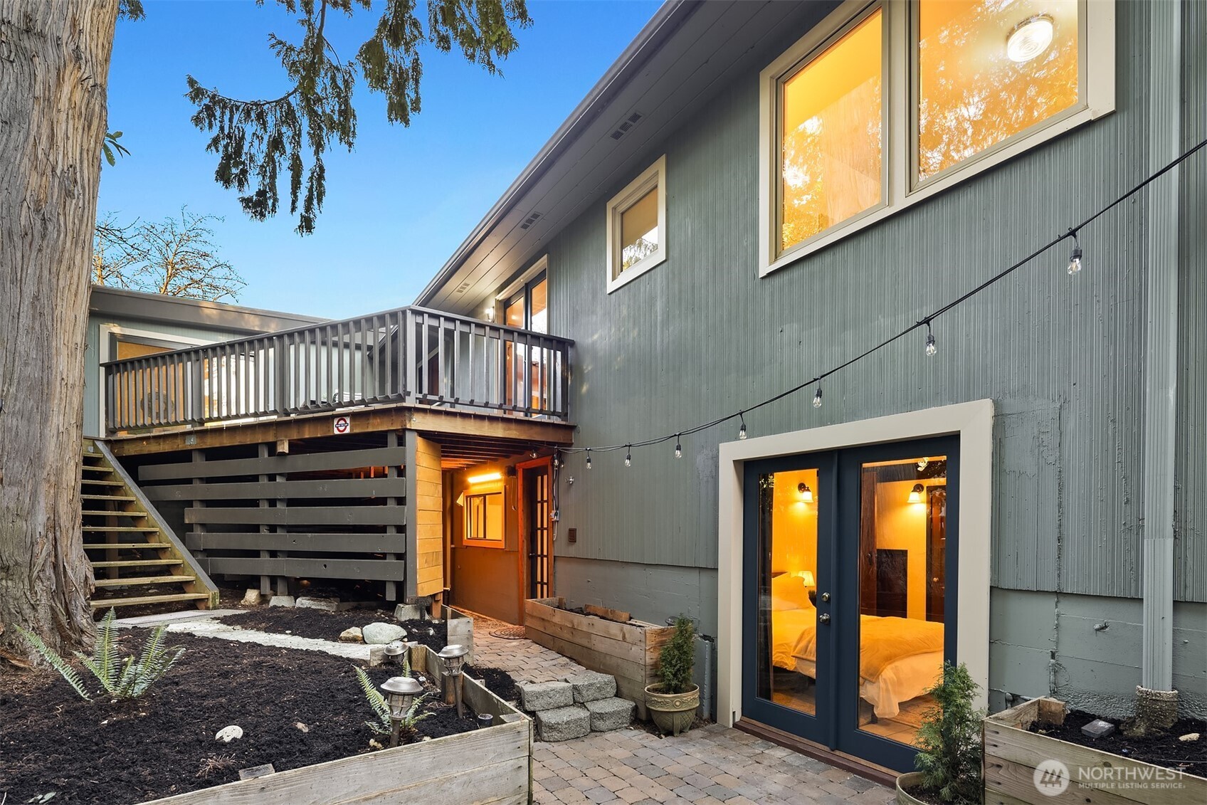 10743 14th Avenue NE Seattle WA 98125