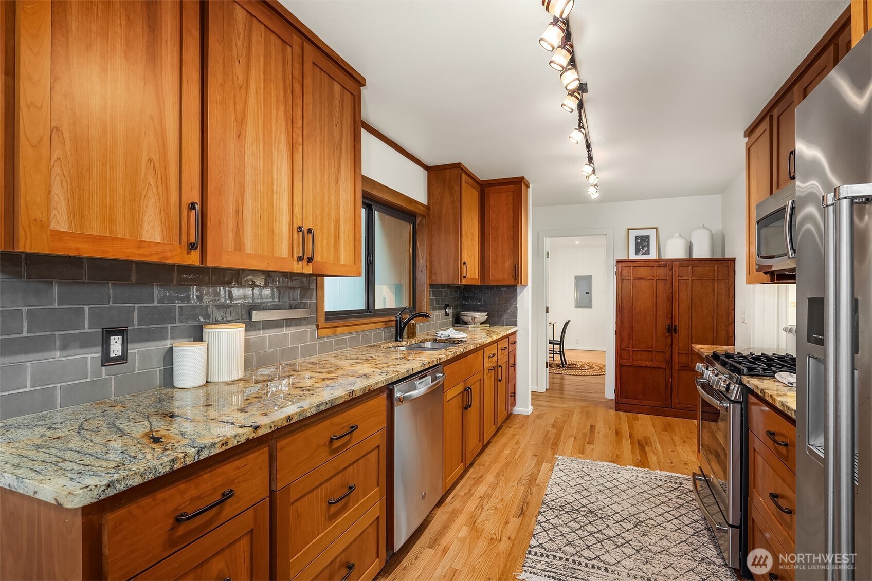 10743 14th Avenue NE Seattle WA 98125