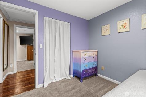 1030 Hillandale Drive E Port Orchard WA 98366