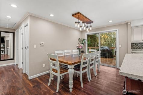 1030 Hillandale Drive E Port Orchard WA 98366