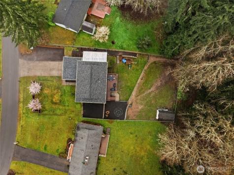 1030 Hillandale Drive E Port Orchard WA 98366