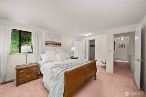 3811 S 255th Place Kent WA 98032