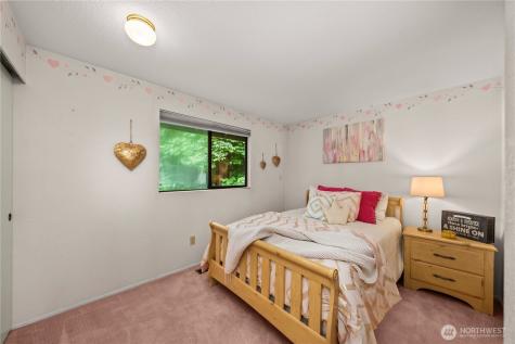 3811 S 255th Place Kent WA 98032