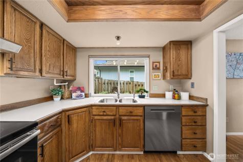 3811 S 255th Place Kent WA 98032