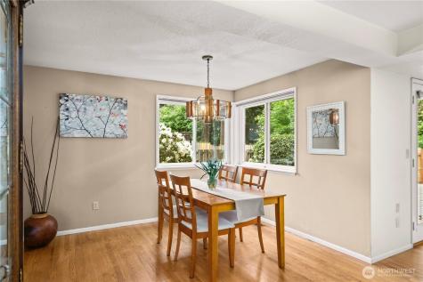 3811 S 255th Place Kent WA 98032