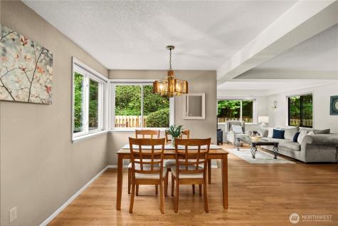 3811 S 255th Place Kent WA 98032