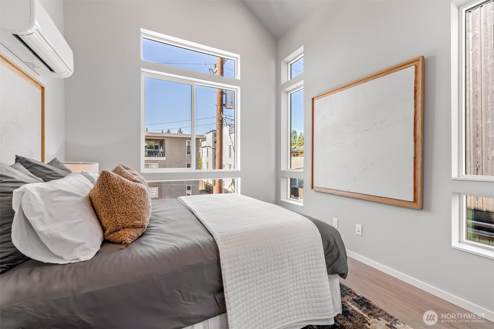4460 Midvale Avenue N Seattle WA 98103