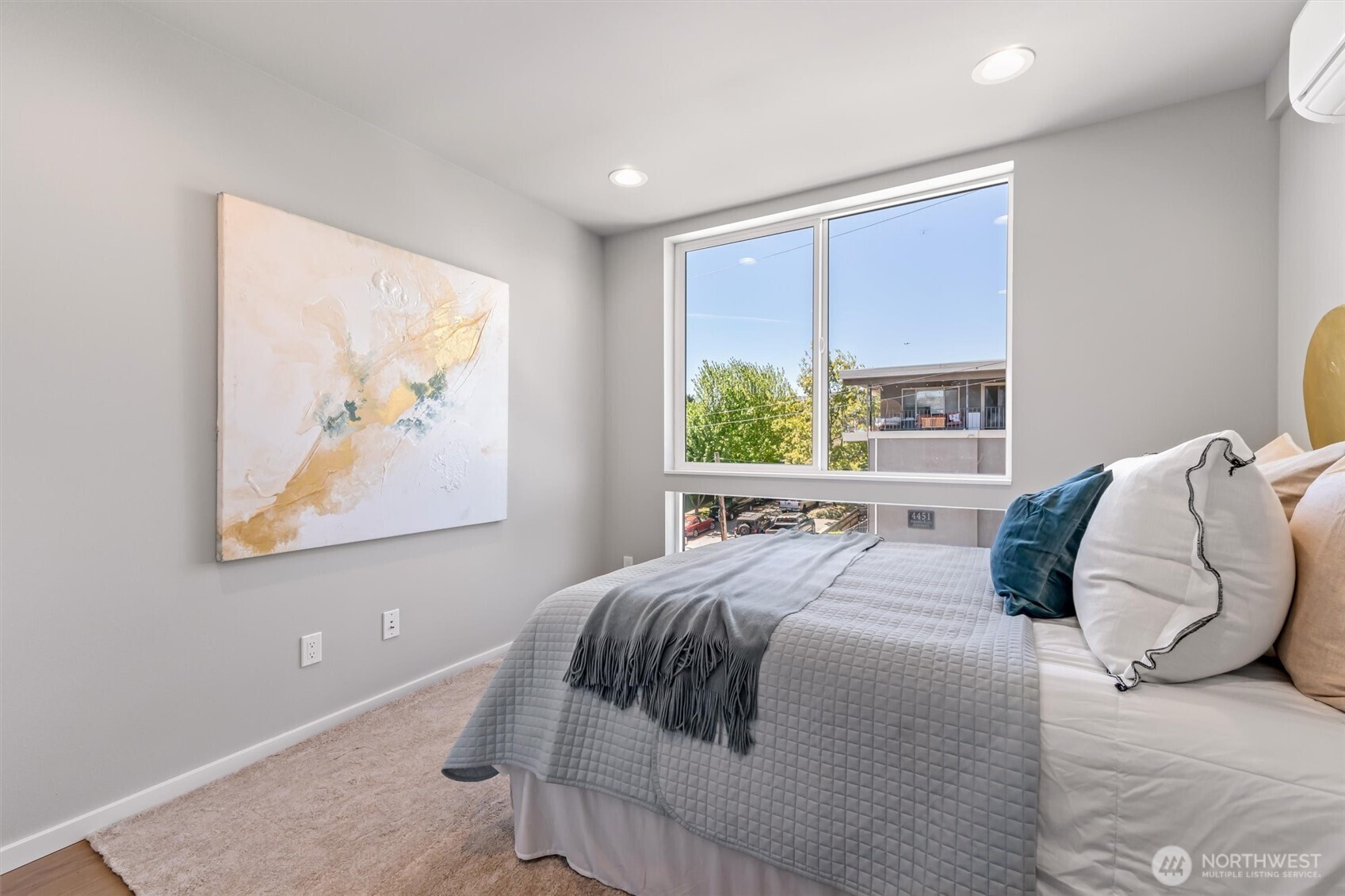 4460 Midvale Avenue N Seattle WA 98103