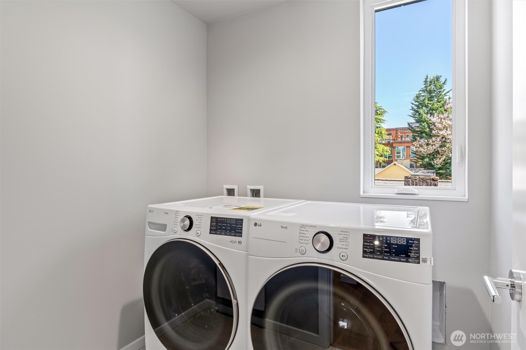 4460 Midvale Avenue N Seattle WA 98103