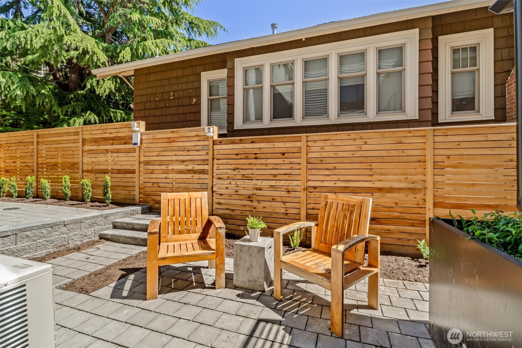 4460 Midvale Avenue N Seattle WA 98103