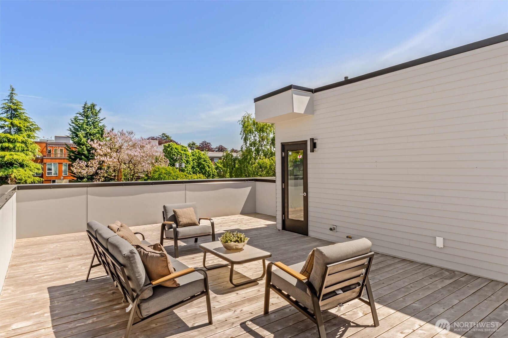 4460 Midvale Avenue N Seattle WA 98103