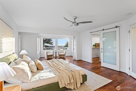 5525 Highland Drive Bellevue WA 98006