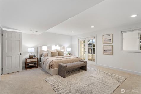 5525 Highland Drive Bellevue WA 98006