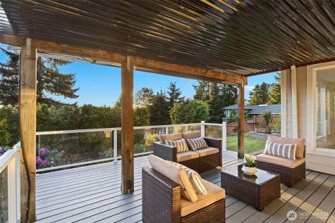 5525 Highland Drive Bellevue WA 98006