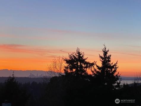 5525 Highland Drive Bellevue WA 98006