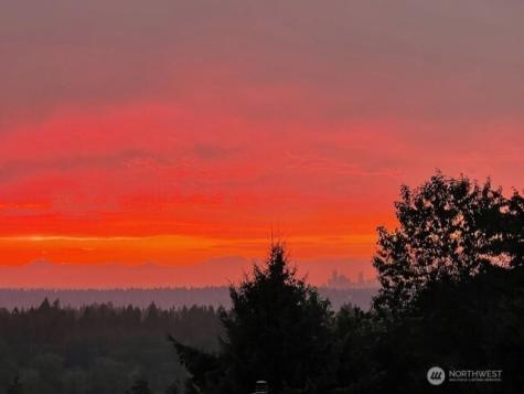 5525 Highland Drive Bellevue WA 98006