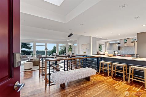 5525 Highland Drive Bellevue WA 98006