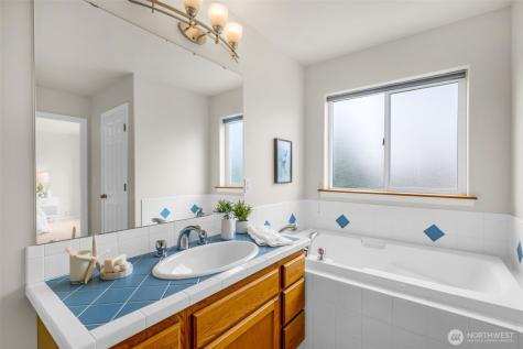 10518 157th Avenue NE Redmond WA 98052