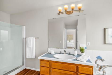 10518 157th Avenue NE Redmond WA 98052
