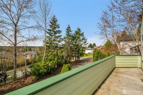 10518 157th Avenue NE Redmond WA 98052