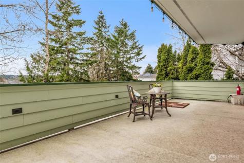 10518 157th Avenue NE Redmond WA 98052