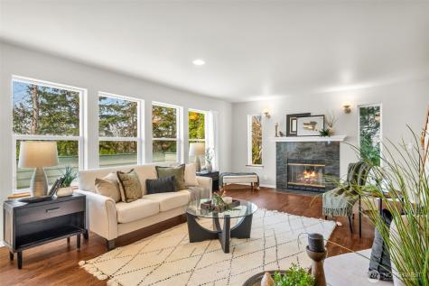 10518 157th Avenue NE Redmond WA 98052