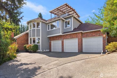 9925 SE 5th Street Bellevue WA 98004