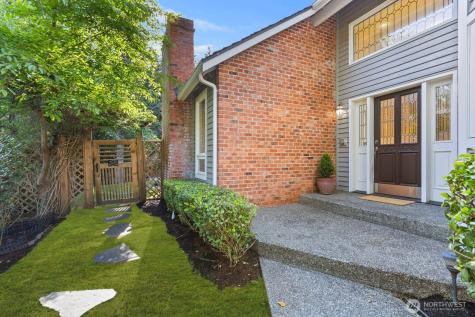 9925 SE 5th Street Bellevue WA 98004