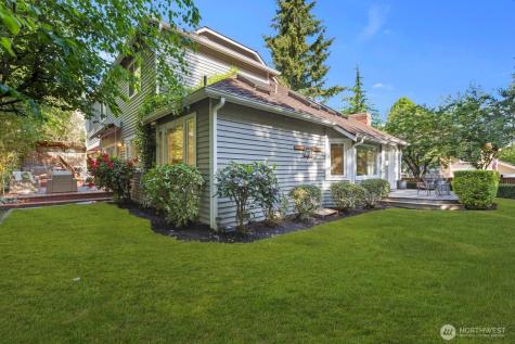 9925 SE 5th Street Bellevue WA 98004