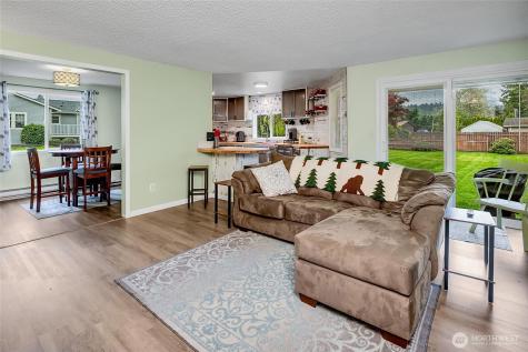 5617 322nd Avenue NE Carnation WA 98014
