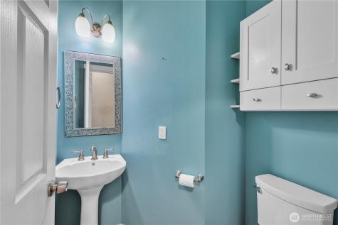 2507 Creviston Road SW Lakebay WA 98349