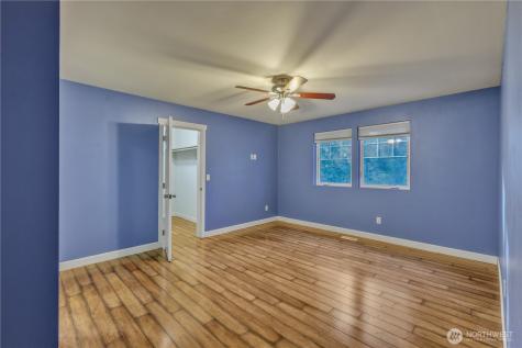2507 Creviston Road SW Lakebay WA 98349