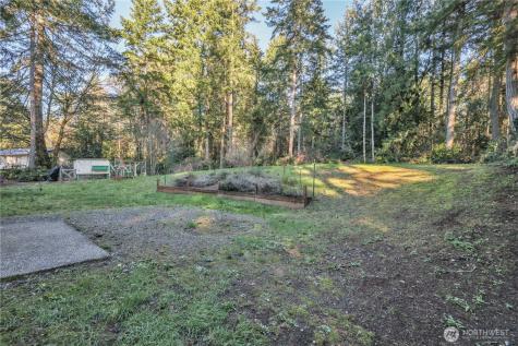 2507 Creviston Road SW Lakebay WA 98349