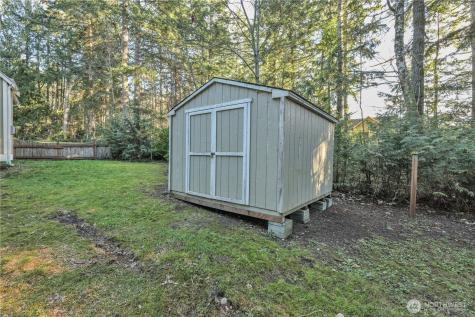 2507 Creviston Road SW Lakebay WA 98349