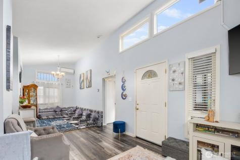 9452 25th Avenue SW Seattle WA 98106