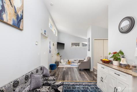 9452 25th Avenue SW Seattle WA 98106