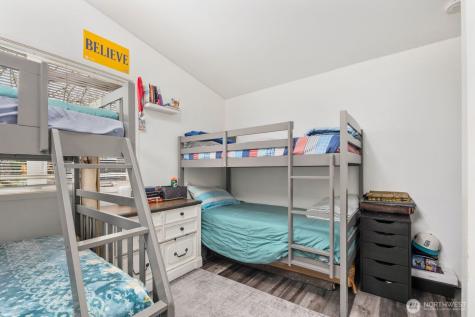9452 25th Avenue SW Seattle WA 98106