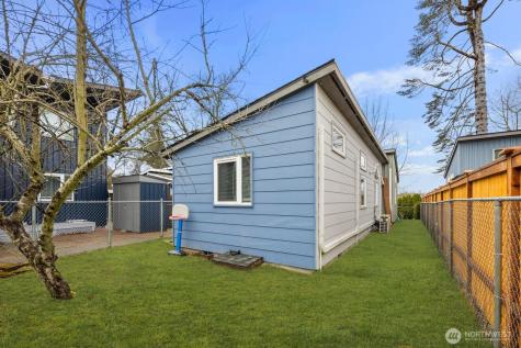 9452 25th Avenue SW Seattle WA 98106