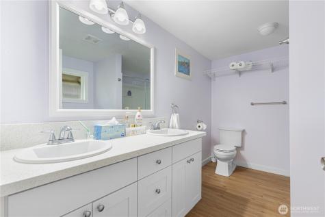5104 NW Sammamish Road Issaquah WA 98027