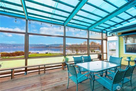 5104 NW Sammamish Road Issaquah WA 98027