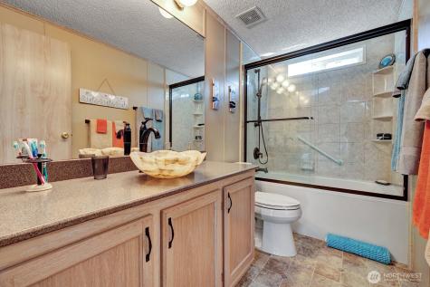 2611 S 288th Street Federal Way WA 98003