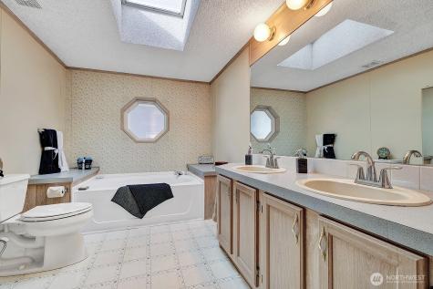 2611 S 288th Street Federal Way WA 98003