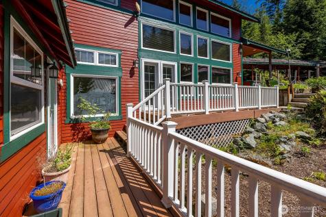 35353 North Shore Drive Mount Vernon WA 98274