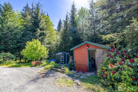 35353 North Shore Drive Mount Vernon WA 98274