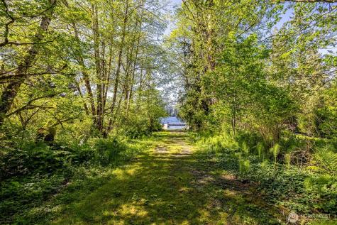 35353 North Shore Drive Mount Vernon WA 98274